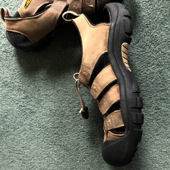 Keen hiking and water sandal - Picture 4 of 5